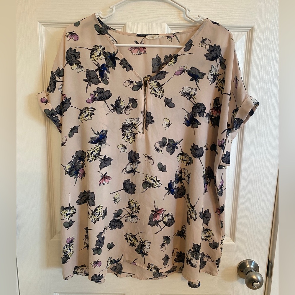 Maurices Flowy Flower Top - Blush Pink XL
